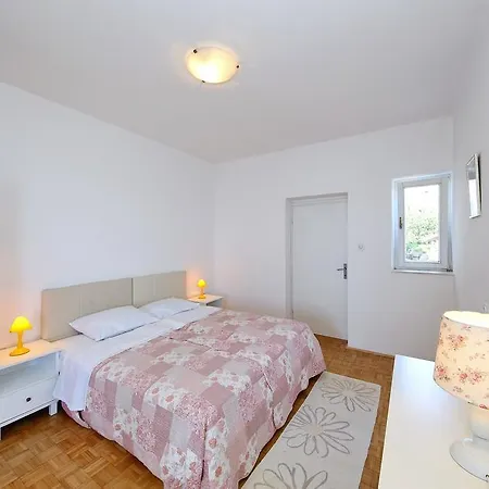 Apartment Punta