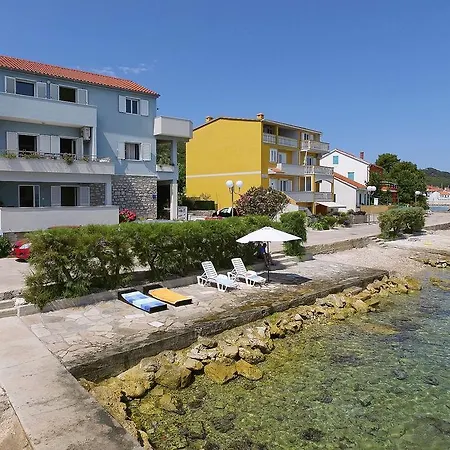 アパート Punta *