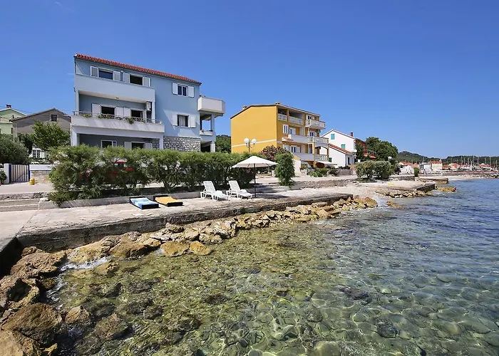 Apartment Punta Preko